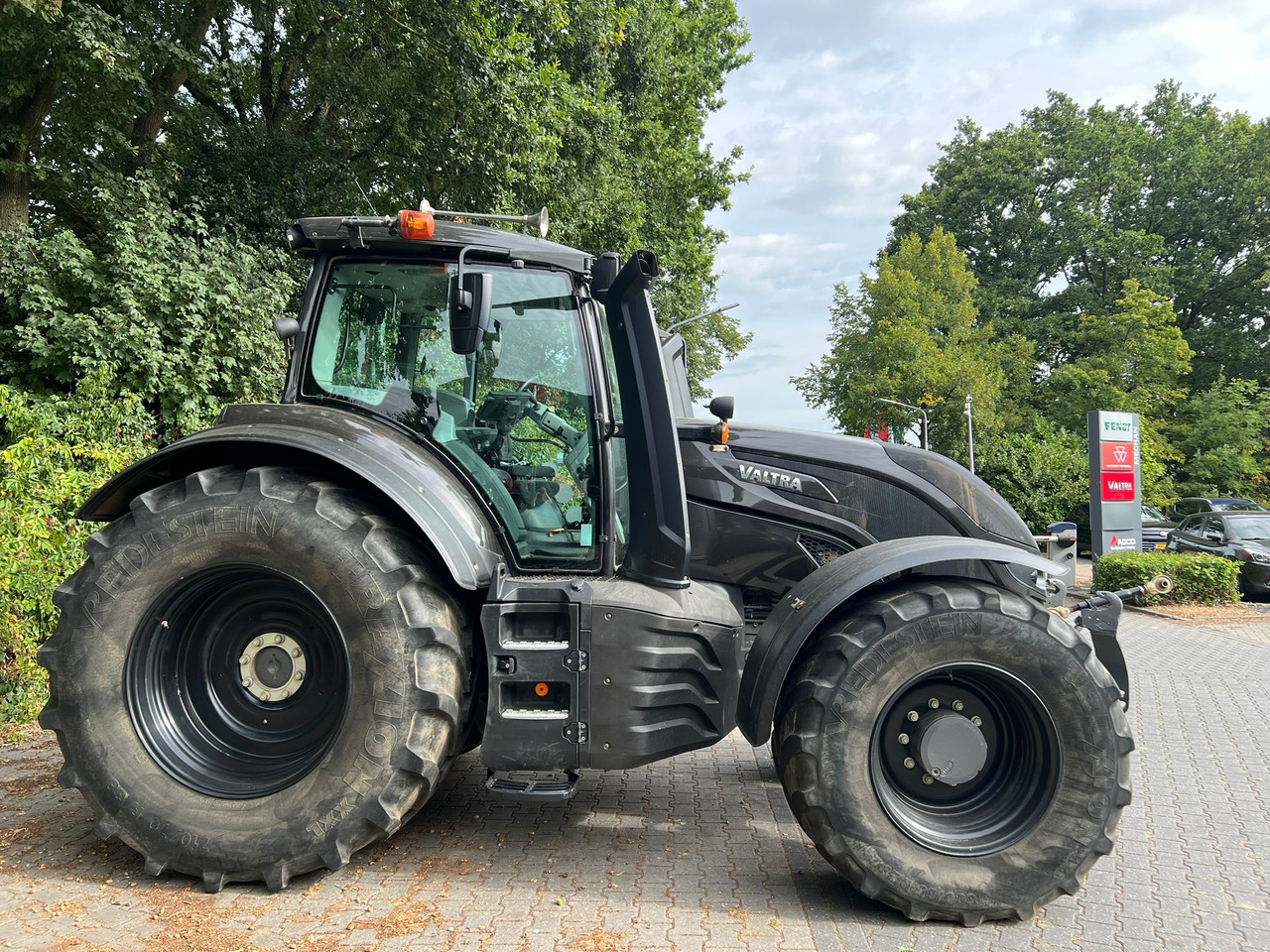 VALTRA T174 Versu - Τρακτέρ: φωτογραφία 4 VALTRA T174 Versu - Τρακτέρ: φωτογραφία 4