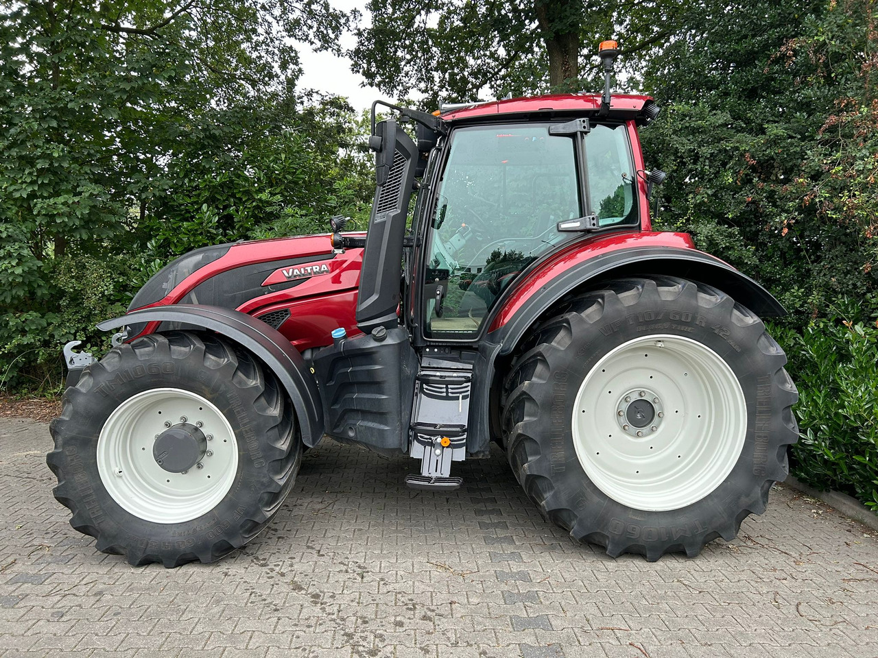 Valtra T214 Direct - Τρακτέρ: φωτογραφία 2 Valtra T214 Direct - Τρακτέρ: φωτογραφία 2