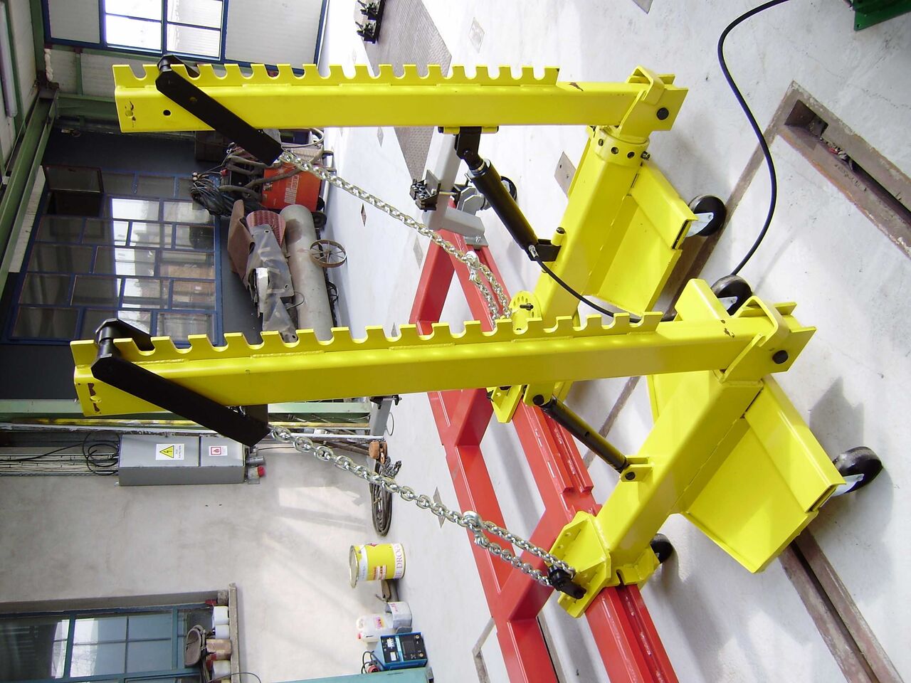Tapka Bodywork Straightening Bench with Dozer (3000x920) / Tapka Karosserie Richtbank mit Dozer (3000x920) / Tapka Karosářská Rovnáci Lavička s Dozerem (3000x920) / Tapka Banc de Dreptare Caroserie cu - Εξοπλισμός γκαράζ: φωτογραφία 2 Tapka Bodywork Straightening Bench with Dozer (3000x920) / Tapka Karosserie Richtbank mit Dozer (3000x920) / Tapka Karosářská Rovnáci Lavička s Dozerem (3000x920) / Tapka Banc de Dreptare Caroserie cu - Εξοπλισμός γκαράζ: φωτογραφία 2