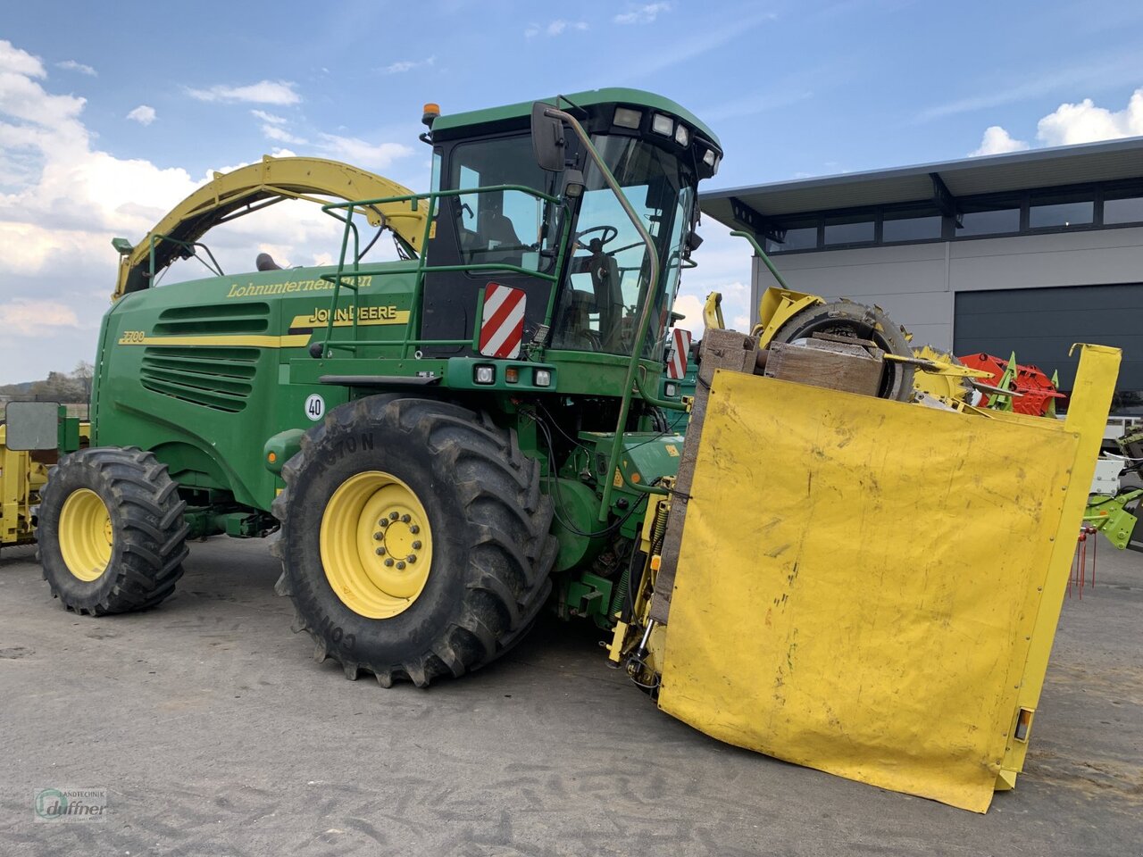 John Deere 7700 - Ενσιρωτική μηχανή: φωτογραφία 1 John Deere 7700 - Ενσιρωτική μηχανή: φωτογραφία 1