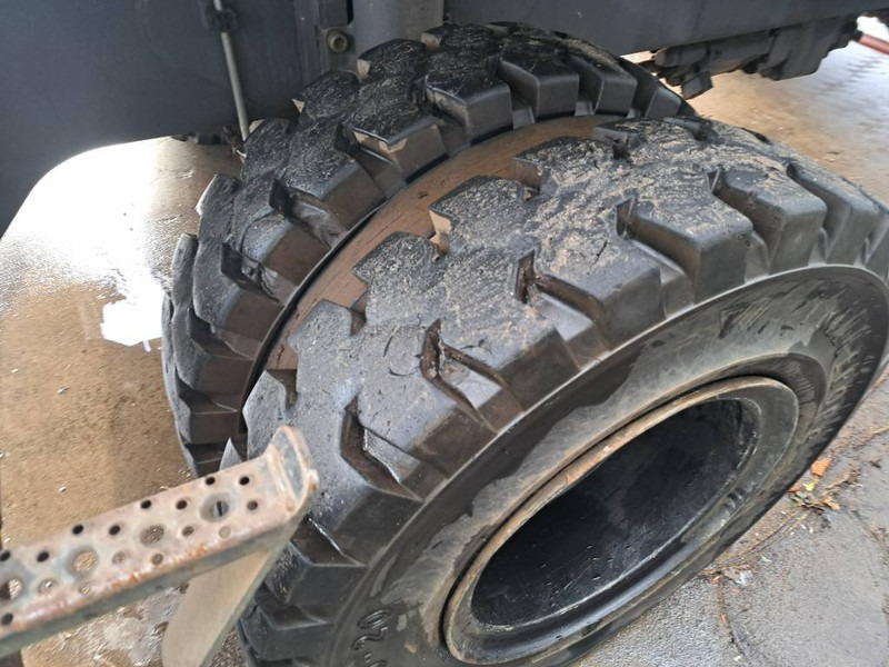 Fuchs MHL 350 F - Μηχάνημα Διαχείρισης Υλικών: φωτογραφία 3 Fuchs MHL 350 F - Μηχάνημα Διαχείρισης Υλικών: φωτογραφία 3