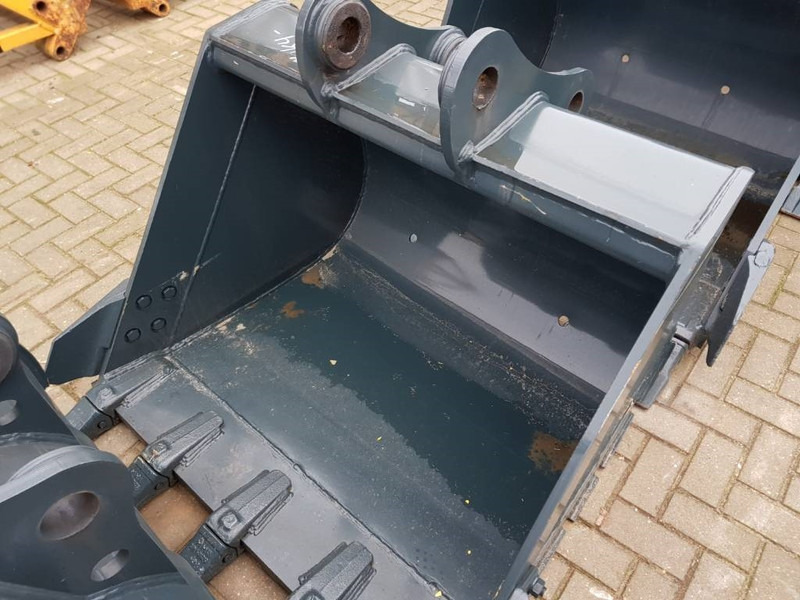 Hyundai Excavator Digging Bucket 140, 61K4-30701 - Κουβας για Κατασκευή μηχανήματα: φωτογραφία 1 Hyundai Excavator Digging Bucket 140, 61K4-30701 - Κουβας για Κατασκευή μηχανήματα: φωτογραφία 1