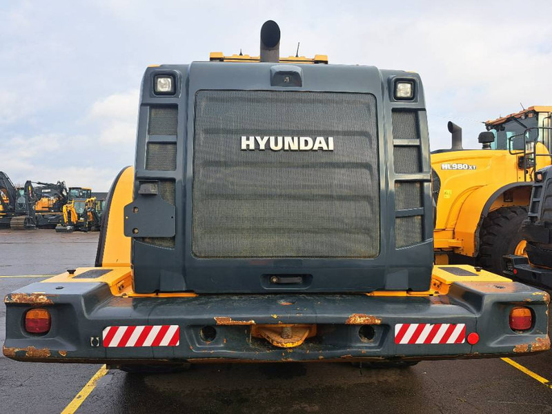Hyundai HL980 - Ελαστιχοφόρος φορτωτής: φωτογραφία 3 Hyundai HL980 - Ελαστιχοφόρος φορτωτής: φωτογραφία 3