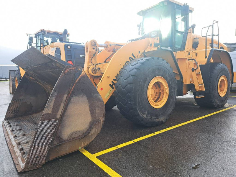 Hyundai HL980 - Ελαστιχοφόρος φορτωτής: φωτογραφία 1 Hyundai HL980 - Ελαστιχοφόρος φορτωτής: φωτογραφία 1