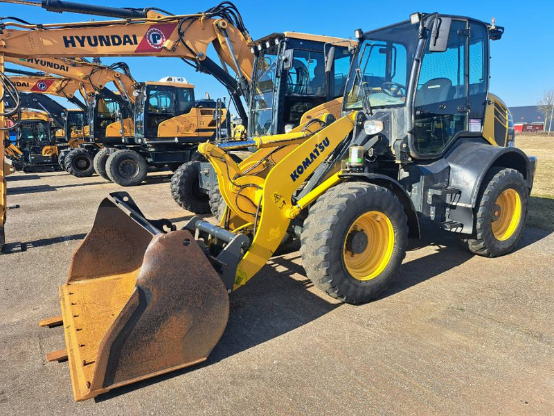 Komatsu WA100-8E0 - Ελαστιχοφόρος φορτωτής: φωτογραφία 1 Komatsu WA100-8E0 - Ελαστιχοφόρος φορτωτής: φωτογραφία 1