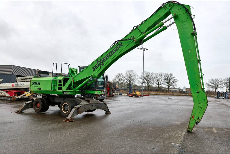 Sennebogen 825 M - Μηχάνημα Διαχείρισης Υλικών: φωτογραφία 4 Sennebogen 825 M - Μηχάνημα Διαχείρισης Υλικών: φωτογραφία 4