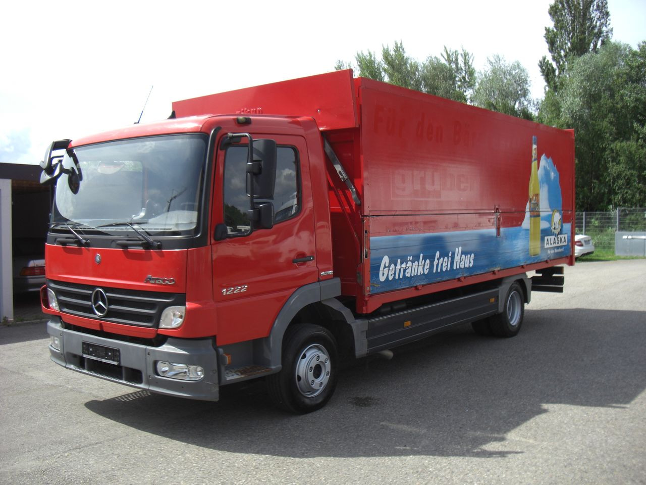 Mercedes-Benz 1222L AUTOMATIK - Φορτηγό για τη μεταφορά ποτών: φωτογραφία 1 Mercedes-Benz 1222L AUTOMATIK - Φορτηγό για τη μεταφορά ποτών: φωτογραφία 1