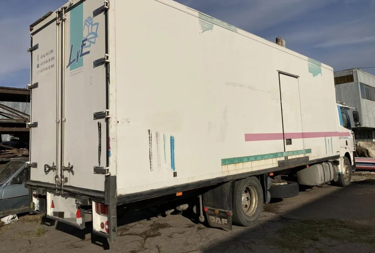 DAF CF 85 Container body - Φορτηγό μεταφοράς εμπορευματοκιβωτίων/ Κινητό αμάξωμα: φωτογραφία 5 DAF CF 85 Container body - Φορτηγό μεταφοράς εμπορευματοκιβωτίων/ Κινητό αμάξωμα: φωτογραφία 5