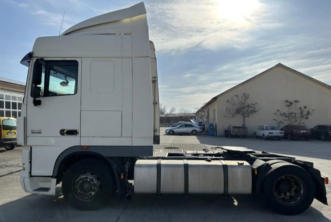 DAF XF 105.460 Tractor head - Τράκτορας: φωτογραφία 3 DAF XF 105.460 Tractor head - Τράκτορας: φωτογραφία 3