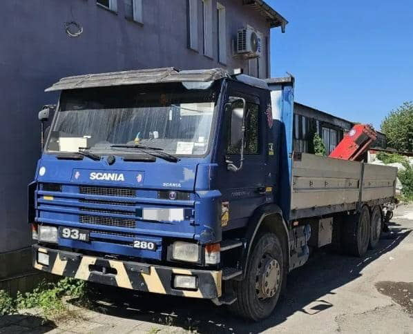 Scania 93 Carne - Φορτηγό με γερανό: φωτογραφία 1 Scania 93 Carne - Φορτηγό με γερανό: φωτογραφία 1