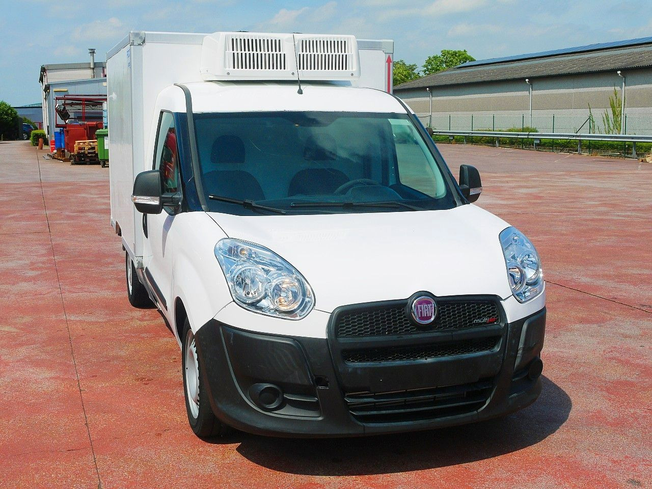 Fiat DOBLO 1.6 KUHKOFFER RELEC FROID TR22 -20C - Επαγγελματικό αυτοκίνητο ψυγείο: φωτογραφία 1 Fiat DOBLO 1.6 KUHKOFFER RELEC FROID TR22 -20C - Επαγγελματικό αυτοκίνητο ψυγείο: φωτογραφία 1