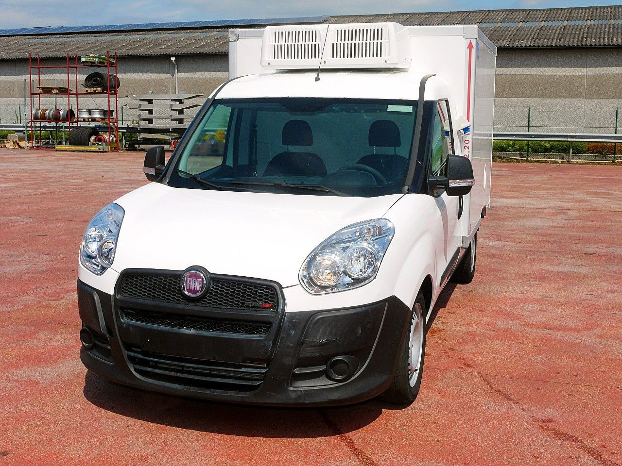 Fiat DOBLO 1.6 KUHKOFFER RELEC FROID TR22 -20C - Επαγγελματικό αυτοκίνητο ψυγείο: φωτογραφία 5 Fiat DOBLO 1.6 KUHKOFFER RELEC FROID TR22 -20C - Επαγγελματικό αυτοκίνητο ψυγείο: φωτογραφία 5
