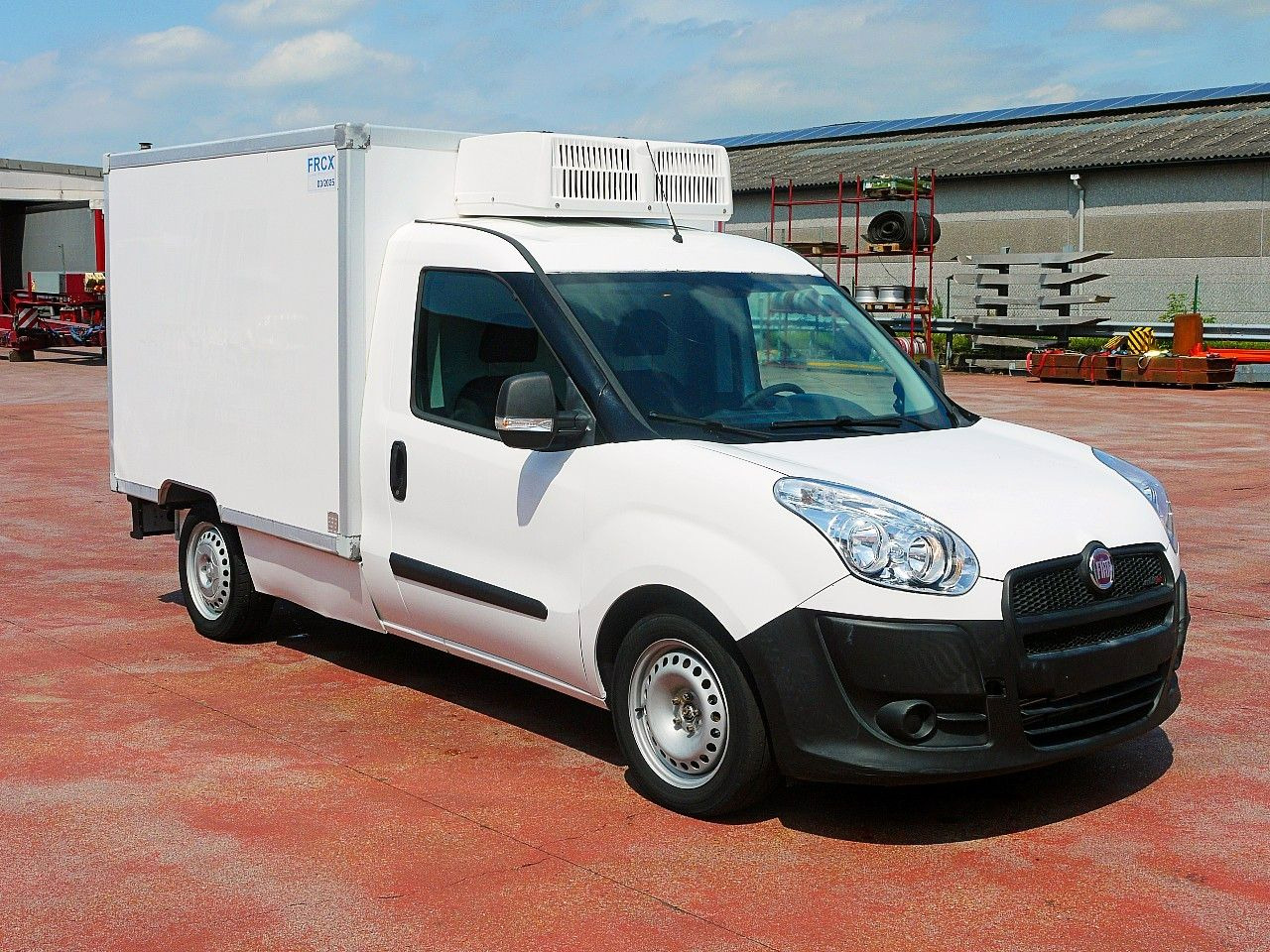 Fiat DOBLO 1.6 KUHKOFFER RELEC FROID TR22 -20C - Επαγγελματικό αυτοκίνητο ψυγείο: φωτογραφία 2 Fiat DOBLO 1.6 KUHKOFFER RELEC FROID TR22 -20C - Επαγγελματικό αυτοκίνητο ψυγείο: φωτογραφία 2