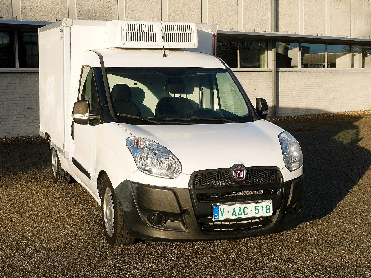 Fiat DOBLO 1.6 KUHLKOFFER CARRIER XARIOS -20 / AIRCO - Επαγγελματικό αυτοκίνητο ψυγείο: φωτογραφία 1 Fiat DOBLO 1.6 KUHLKOFFER CARRIER XARIOS -20 / AIRCO - Επαγγελματικό αυτοκίνητο ψυγείο: φωτογραφία 1