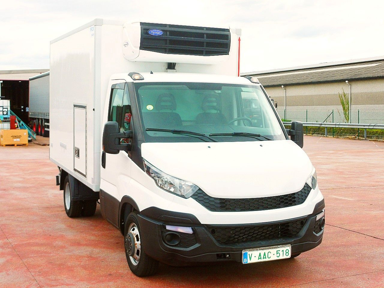 Iveco 35C13 DAILY KUHLKOFFER CARRIER XARIOS 600 - Επαγγελματικό αυτοκίνητο ψυγείο: φωτογραφία 1 Iveco 35C13 DAILY KUHLKOFFER CARRIER XARIOS 600 - Επαγγελματικό αυτοκίνητο ψυγείο: φωτογραφία 1