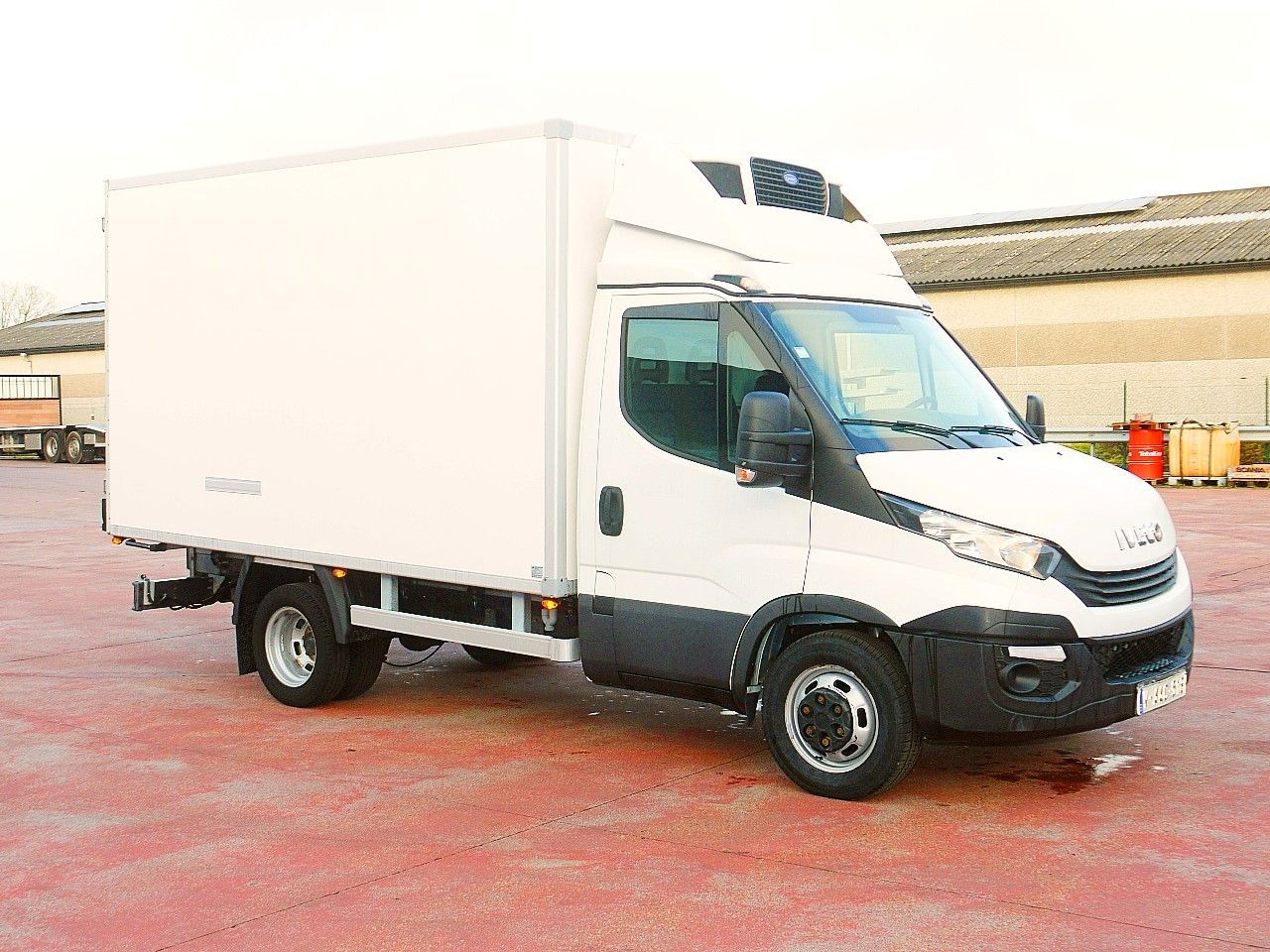 Iveco 35C14 DAILY KUHLKOFFER CARRIER PULSOR 500 171tk - Επαγγελματικό αυτοκίνητο ψυγείο: φωτογραφία 2 Iveco 35C14 DAILY KUHLKOFFER CARRIER PULSOR 500 171tk - Επαγγελματικό αυτοκίνητο ψυγείο: φωτογραφία 2