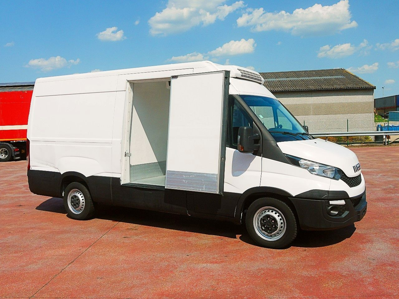 Iveco 35S13 DAILY KUHLKASTENWAGEN THERMOKING V300 MULT - Επαγγελματικό αυτοκίνητο ψυγείο: φωτογραφία 3 Iveco 35S13 DAILY KUHLKASTENWAGEN THERMOKING V300 MULT - Επαγγελματικό αυτοκίνητο ψυγείο: φωτογραφία 3