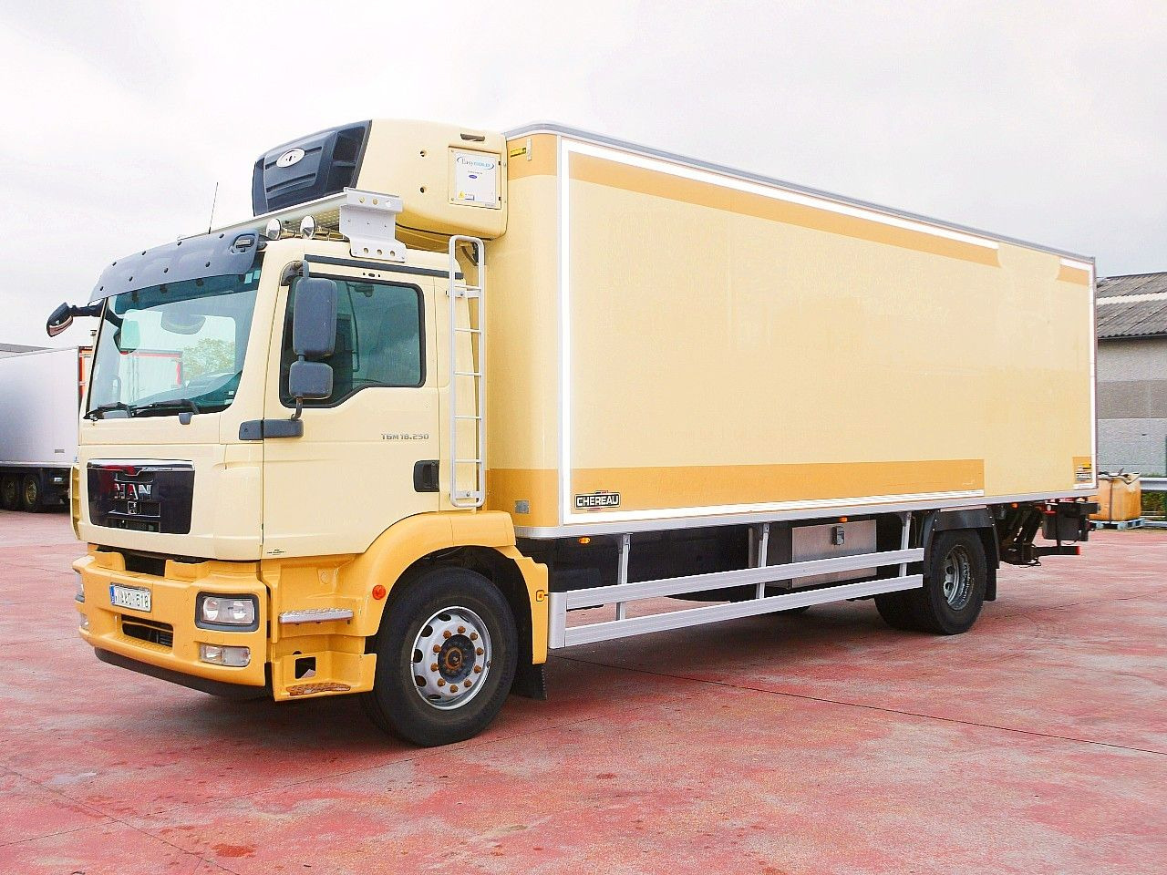 MAN TGM 18 250 CHEREAU CARRIER SUPR 1250 MULTi - Φορτηγό ψυγείο: φωτογραφία 4 MAN TGM 18 250 CHEREAU CARRIER SUPR 1250 MULTi - Φορτηγό ψυγείο: φωτογραφία 4