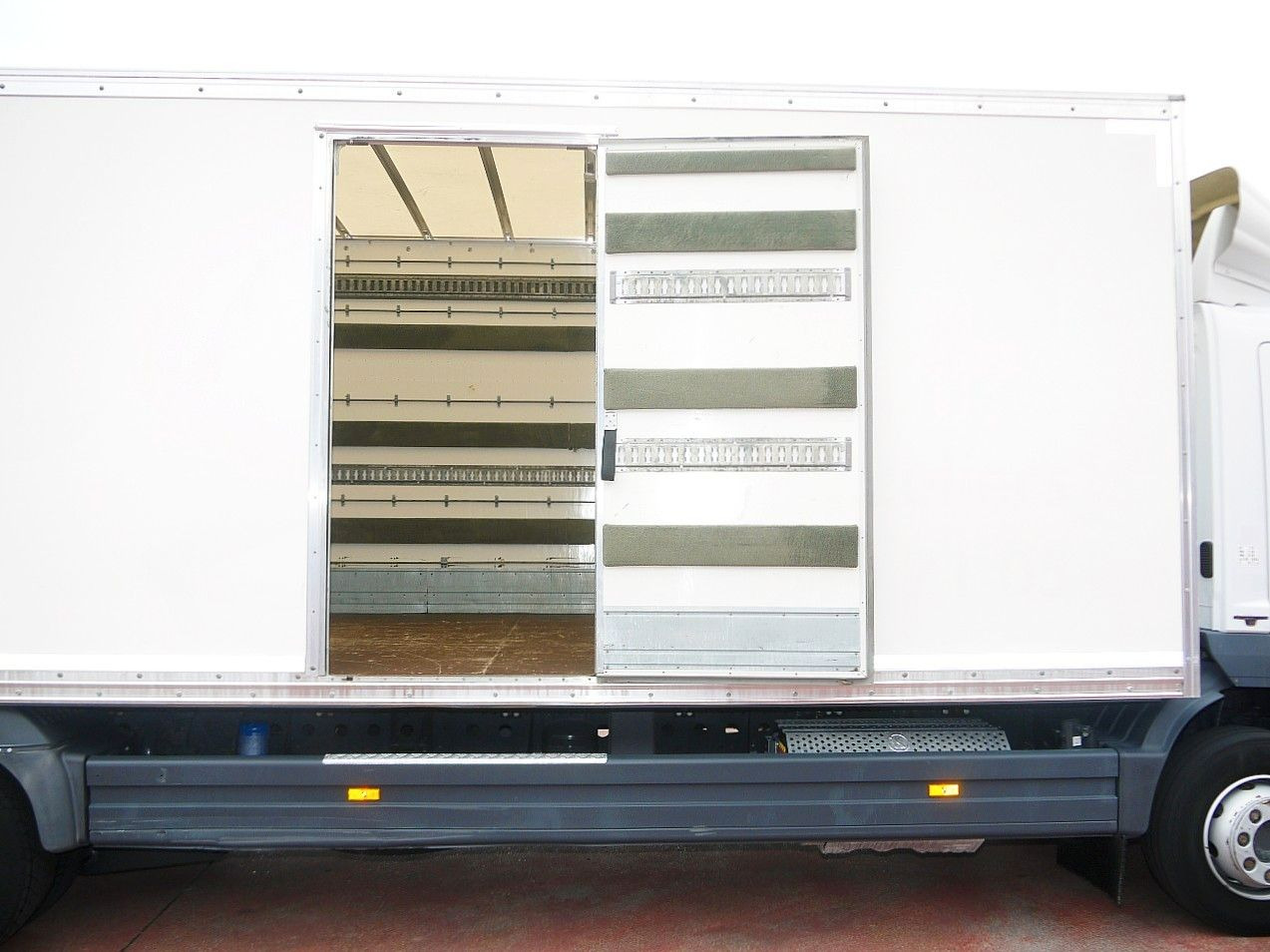 Φορτηγό κόφα Mercedes-Benz 1218 ATEGO MEUBEL KOFFER A/C 124 Tkm: φωτογραφία 11