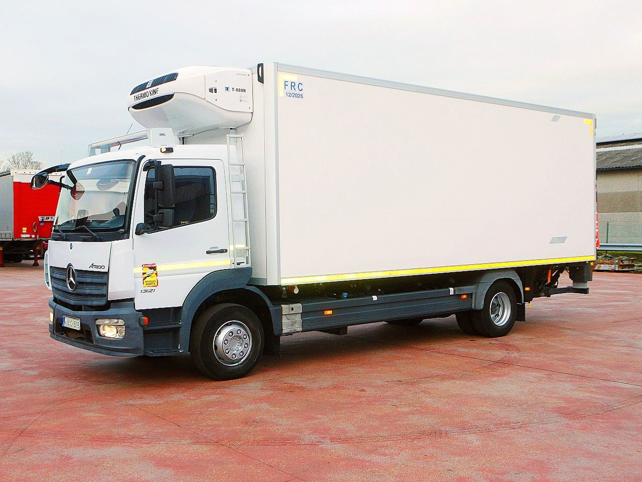 Mercedes-Benz 1321 ATEGO KUHLKOFFER THERMOKING T800 A/C 122tkm - Φορτηγό ψυγείο: φωτογραφία 3 Mercedes-Benz 1321 ATEGO KUHLKOFFER THERMOKING T800 A/C 122tkm - Φορτηγό ψυγείο: φωτογραφία 3