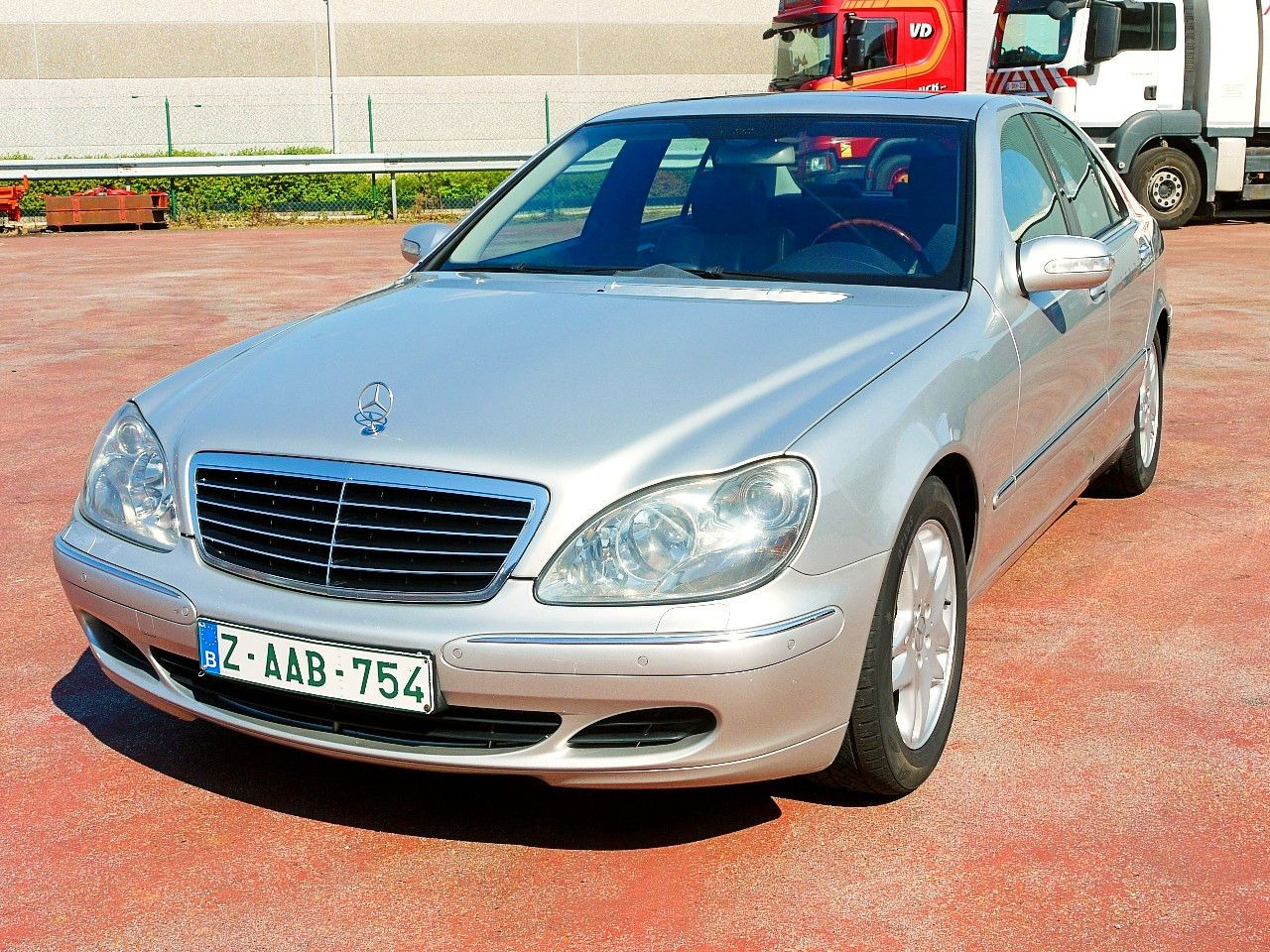 Mercedes-Benz COMAND Bi-XENON SCHIEBEDACH SOFTCLOSE ... - Λιμουζίνα/ Sedan: φωτογραφία 5 Mercedes-Benz COMAND Bi-XENON SCHIEBEDACH SOFTCLOSE ... - Λιμουζίνα/ Sedan: φωτογραφία 5
