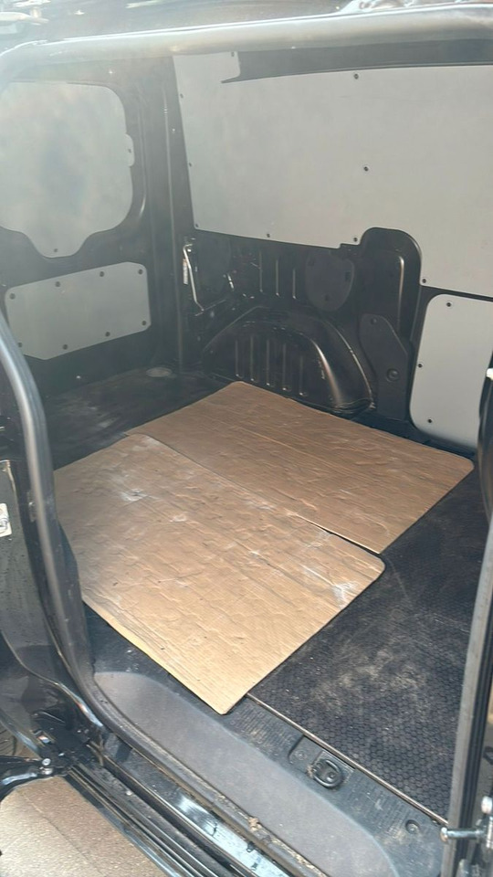 Renault EXPRESS - Μικρό βαν: φωτογραφία 4 Renault EXPRESS - Μικρό βαν: φωτογραφία 4