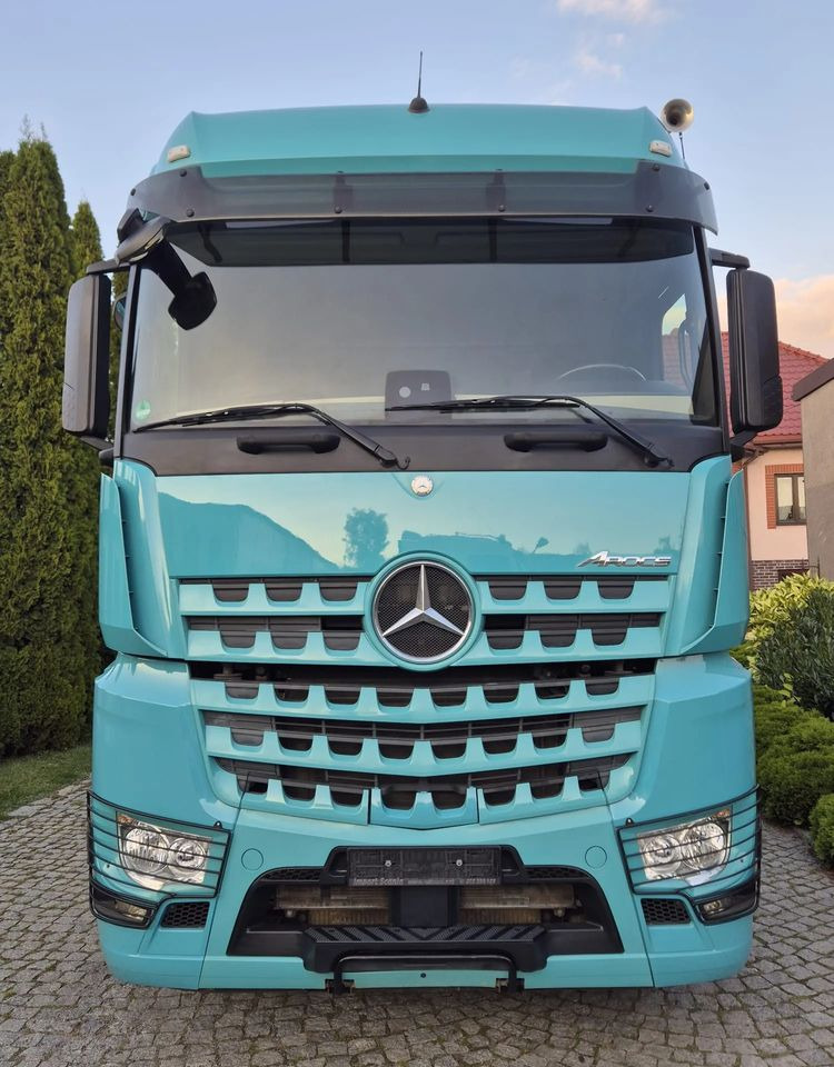 Mercedes-Benz AROCS - Τράκτορας: φωτογραφία 2 Mercedes-Benz AROCS - Τράκτορας: φωτογραφία 2