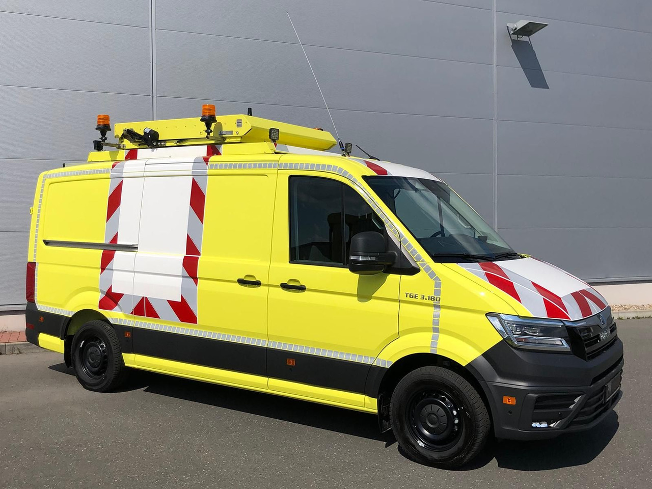 MAN TGE 3.180 L3H2 BF 4 BEGLEITFAHRZEUG ACC LED NAVI - Αυτοκίνητο: φωτογραφία 2 MAN TGE 3.180 L3H2 BF 4 BEGLEITFAHRZEUG ACC LED NAVI - Αυτοκίνητο: φωτογραφία 2