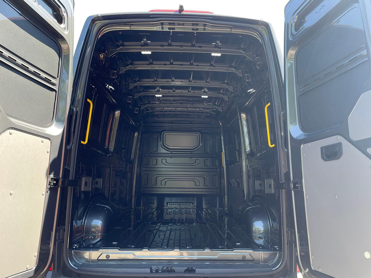 Αυτοκίνητο MAN TGE 3.180 L3H3 Kasten 4x4 AHK ACC LED NAV SITZHZ: φωτογραφία 30