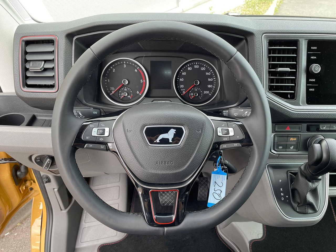 Καινούριο Βαν, Διπλοκάμπινο ελαφρύ επαγγελματικό MAN TGE 3.180 L3H3 MIXTO Individual Lion S ACC LED: φωτογραφία 16 Καινούριο Βαν, Διπλοκάμπινο ελαφρύ επαγγελματικό MAN TGE 3.180 L3H3 MIXTO Individual Lion S ACC LED: φωτογραφία 16