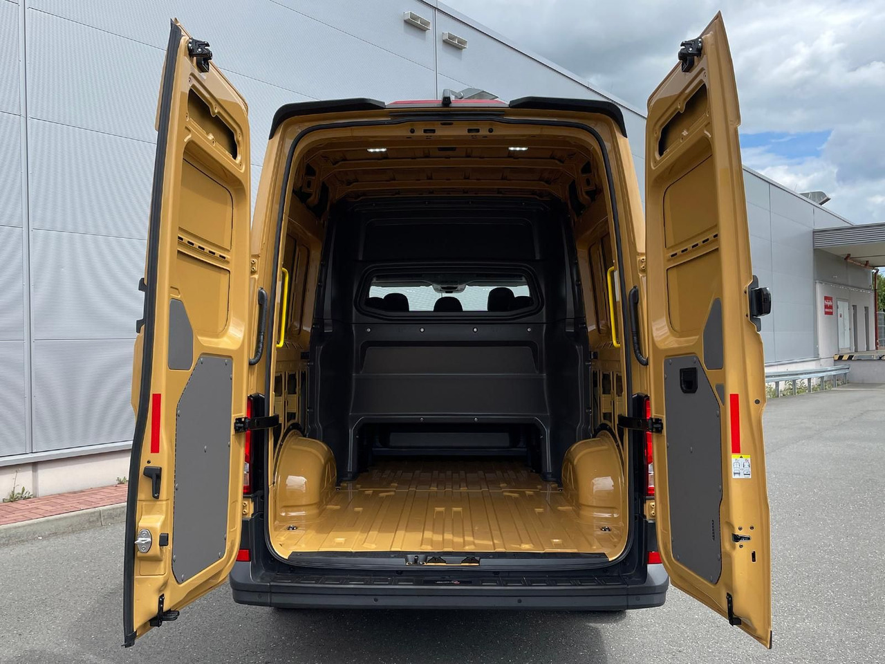 Καινούριο Βαν, Διπλοκάμπινο ελαφρύ επαγγελματικό MAN TGE 3.180 L3H3 MIXTO Individual Lion S ACC LED: φωτογραφία 9 Καινούριο Βαν, Διπλοκάμπινο ελαφρύ επαγγελματικό MAN TGE 3.180 L3H3 MIXTO Individual Lion S ACC LED: φωτογραφία 9