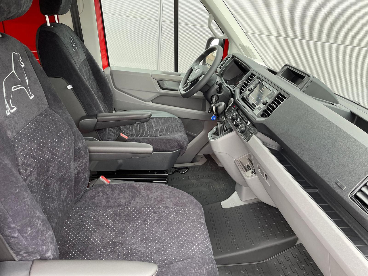 Βαν MAN TGE 4.160 L3H3 Kasten NAVI TEMP SITZH FEUERROT: φωτογραφία 15