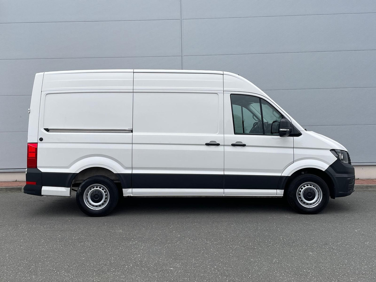 Volkswagen Crafter Kasten 35 L3H3 Autom. NAVI DAB PDC TEMP - Βαν: φωτογραφία 5 Volkswagen Crafter Kasten 35 L3H3 Autom. NAVI DAB PDC TEMP - Βαν: φωτογραφία 5