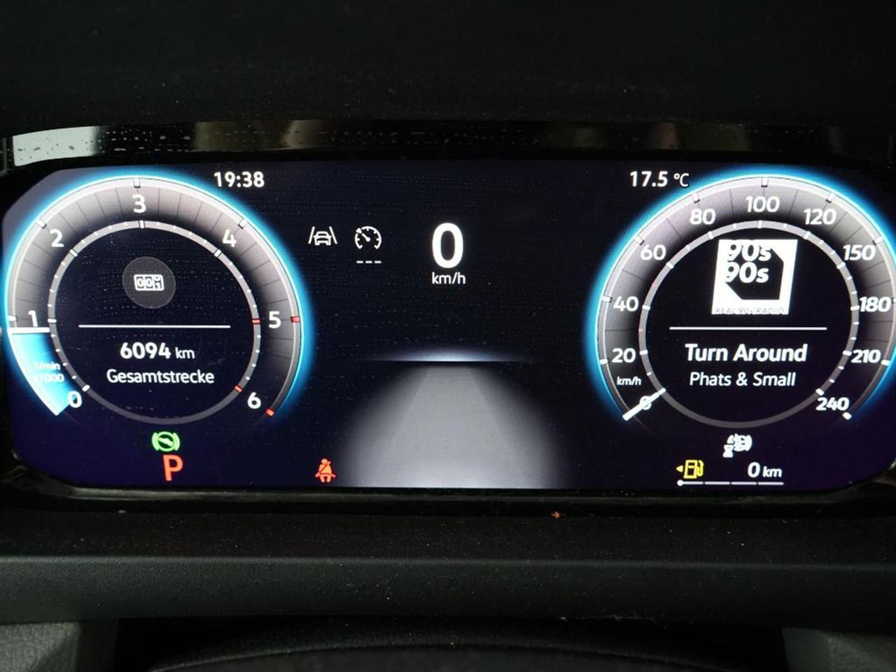 Volkswagen Crafter Kasten 35 L3H3 NAVI KLIMA DAB PDC - Επιβατικό βαν: φωτογραφία 5 Volkswagen Crafter Kasten 35 L3H3 NAVI KLIMA DAB PDC - Επιβατικό βαν: φωτογραφία 5