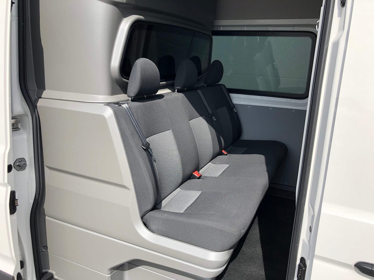 Volkswagen Crafter MIXTO 35 L4H3 KAMERA KLIMA SITZHZ DAB - Βαν, Διπλοκάμπινο ελαφρύ επαγγελματικό: φωτογραφία 3 Volkswagen Crafter MIXTO 35 L4H3 KAMERA KLIMA SITZHZ DAB - Βαν, Διπλοκάμπινο ελαφρύ επαγγελματικό: φωτογραφία 3