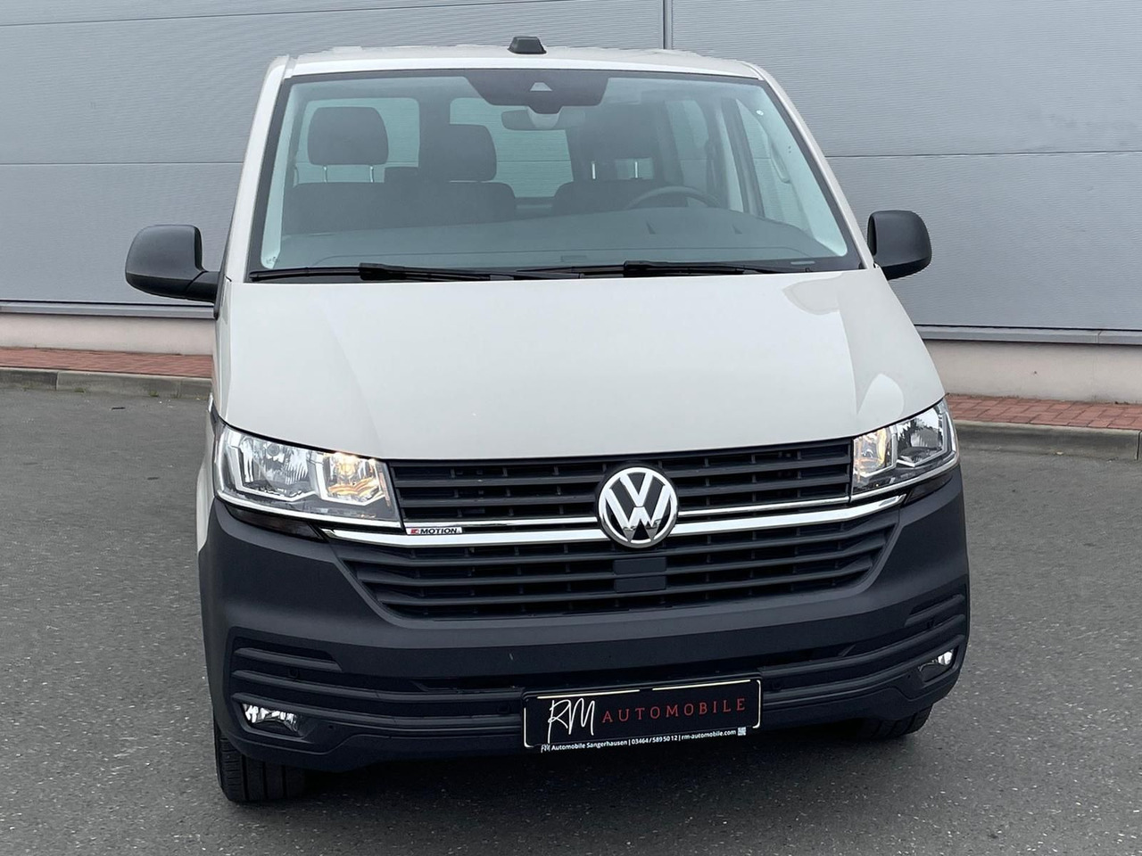 Volkswagen T6.1 Transporter 2.0 TDI lang 4MOTION SITZHZ NAV - Βαν: φωτογραφία 3 Volkswagen T6.1 Transporter 2.0 TDI lang 4MOTION SITZHZ NAV - Βαν: φωτογραφία 3