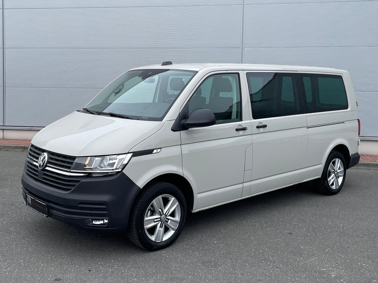 Volkswagen T6.1 Transporter 2.0 TDI lang 4MOTION SITZHZ NAV - Βαν: φωτογραφία 1 Volkswagen T6.1 Transporter 2.0 TDI lang 4MOTION SITZHZ NAV - Βαν: φωτογραφία 1