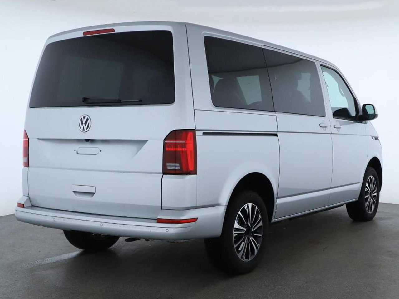 Volkswagen T6.1 Transporter Kombi KR LED STANDHZ ACC NAVI - Επιβατικό βαν: φωτογραφία 2 Volkswagen T6.1 Transporter Kombi KR LED STANDHZ ACC NAVI - Επιβατικό βαν: φωτογραφία 2