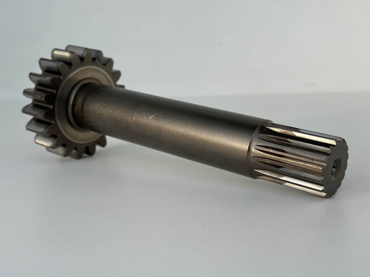 Liebherr Antriebswelle ID-Nr.90214406. FAT400P130. R926-1715, R930-1716, R934-1550, R936 K-LC, R936 K-NLC, R936 K-SLC, R938-1650. #90214406.25.01# - Μοτέρ πορείας για Κατασκευή μηχανήματα: φωτογραφία 1 Liebherr Antriebswelle ID-Nr.90214406. FAT400P130. R926-1715, R930-1716, R934-1550, R936 K-LC, R936 K-NLC, R936 K-SLC, R938-1650. #90214406.25.01# - Μοτέρ πορείας για Κατασκευή μηχανήματα: φωτογραφία 1