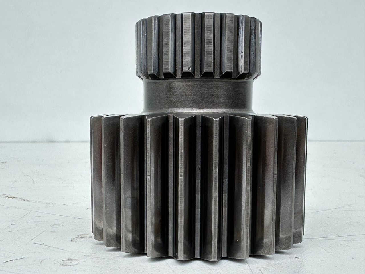 Liebherr - Bonfiglioli Sonnenrad mit ID-Nr.10113146. LI-1010, LTM 1045-3-1-, LTM 1055-1, LTM 1055-3-1-, LTM 1055-3-2-, LTM1070-4-1-, LTM1070-4-2-. #10113146.6088598# - Μετάδοσης κίνησης για Κατασκευή μηχανήματα: φωτογραφία 2 Liebherr - Bonfiglioli Sonnenrad mit ID-Nr.10113146. LI-1010, LTM 1045-3-1-, LTM 1055-1, LTM 1055-3-1-, LTM 1055-3-2-, LTM1070-4-1-, LTM1070-4-2-. #10113146.6088598# - Μετάδοσης κίνησης για Κατασκευή μηχανήματα: φωτογραφία 2