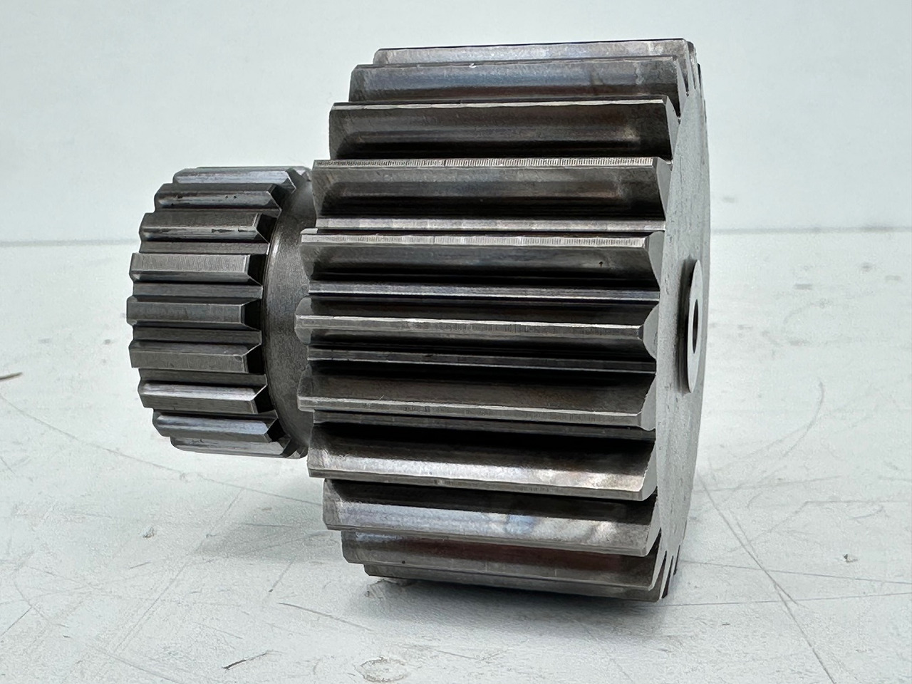 Liebherr - Bonfiglioli Sonnenrad mit ID-Nr.10113146. LI-1010, LTM 1045-3-1-, LTM 1055-1, LTM 1055-3-1-, LTM 1055-3-2-, LTM1070-4-1-, LTM1070-4-2-. #10113146.6088598# - Μετάδοσης κίνησης για Κατασκευή μηχανήματα: φωτογραφία 5 Liebherr - Bonfiglioli Sonnenrad mit ID-Nr.10113146. LI-1010, LTM 1045-3-1-, LTM 1055-1, LTM 1055-3-1-, LTM 1055-3-2-, LTM1070-4-1-, LTM1070-4-2-. #10113146.6088598# - Μετάδοσης κίνησης για Κατασκευή μηχανήματα: φωτογραφία 5