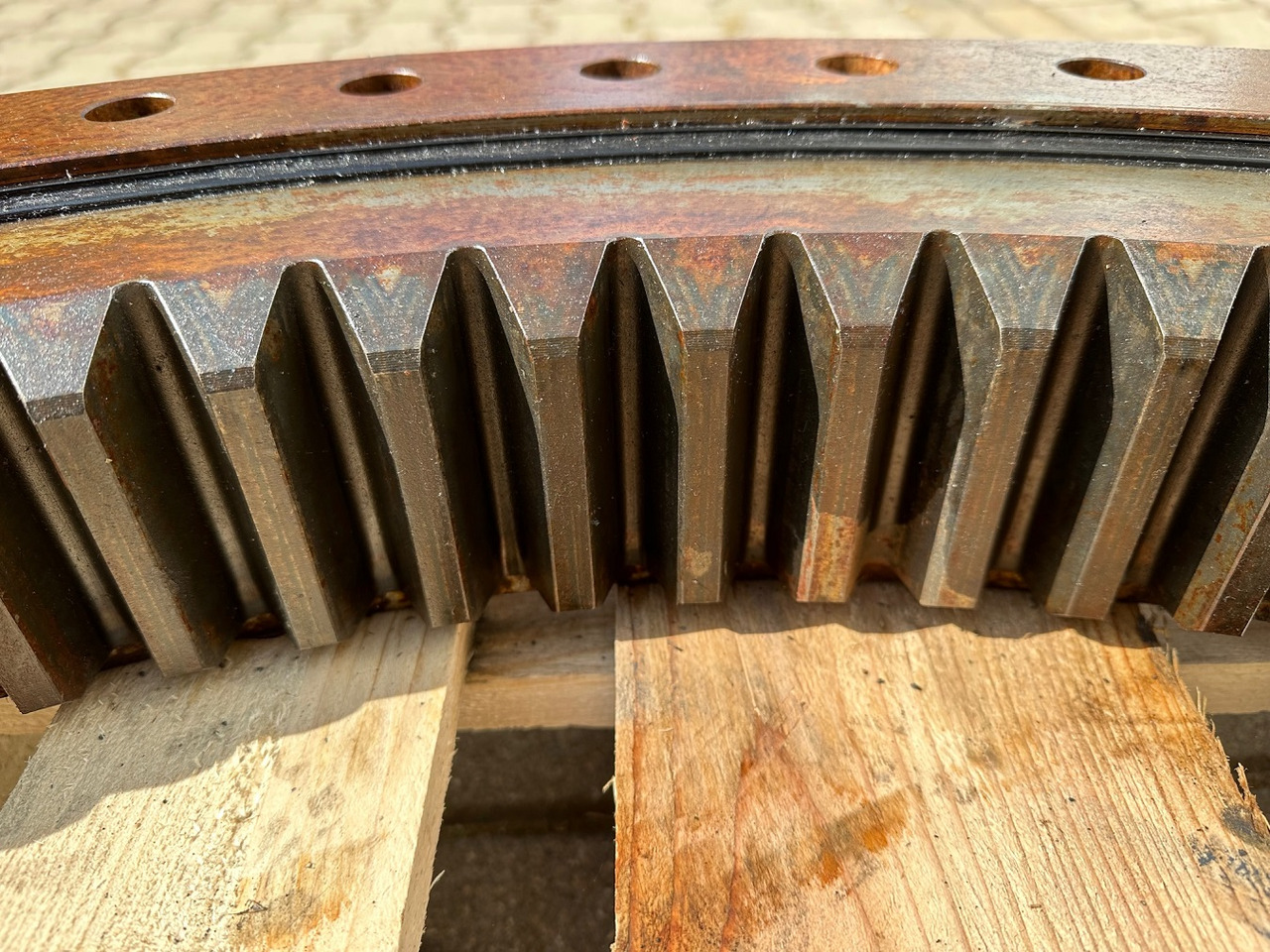 Περιστροφική πλάκα για Ερπυστριοφόρος εκσκαφέας Liebherr Kugeldrehverbindung Typ:KUD64VJ003-001. ID-Nr.982751901 - ID-Nr.932833001.   A914B-LI, A914C-LI, A924C-LI, LH30, LH35, R914B, R914C, R922, R924B, R924 C, R924 COMP, P924 C.  #0115#: φωτογραφία 9