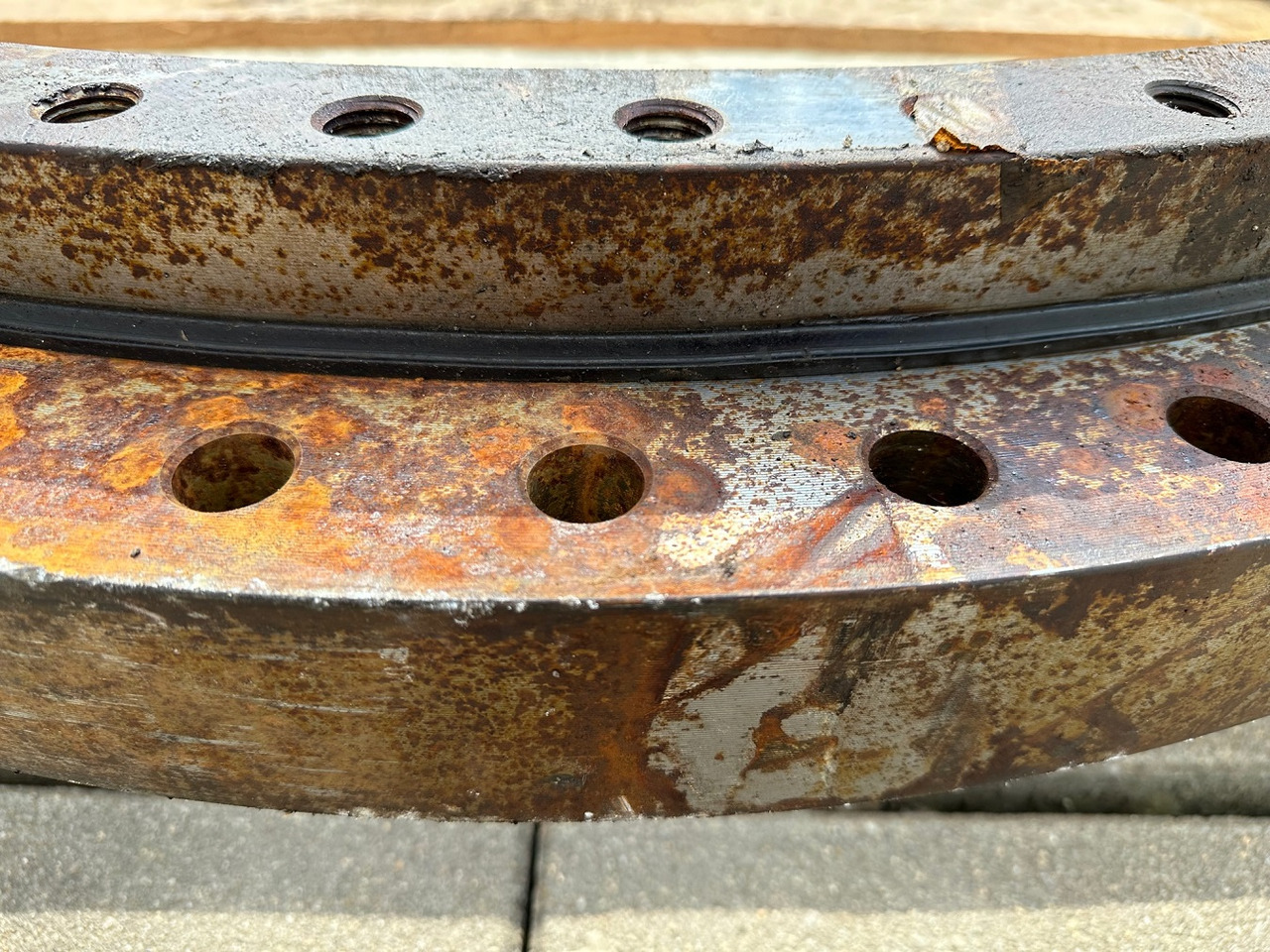 Περιστροφική πλάκα για Ερπυστριοφόρος εκσκαφέας Liebherr Kugeldrehverbindung Typ:KUD64VJ003-001. ID-Nr.982751901 - ID-Nr.932833001.   A914B-LI, A914C-LI, A924C-LI, LH30, LH35, R914B, R914C, R922, R924B, R924 C, R924 COMP, P924 C.  #0115#: φωτογραφία 14