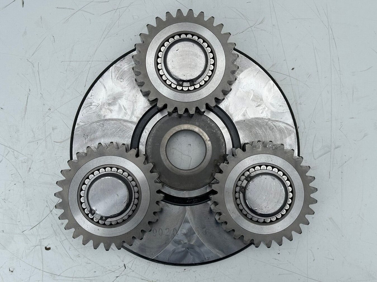 Liebherr Planetenträger ID-Nr.90205858 mit Planetenrädern ID-Nr.90205860. FAT350P138. LO1926, LOS926, R920, R922, R925, R924, R926, R930 T. #PLA.PL.17.08.01# - Μοτέρ πορείας για Ερπυστριοφόρος εκσκαφέας: φωτογραφία 3 Liebherr Planetenträger ID-Nr.90205858 mit Planetenrädern ID-Nr.90205860. FAT350P138. LO1926, LOS926, R920, R922, R925, R924, R926, R930 T. #PLA.PL.17.08.01# - Μοτέρ πορείας για Ερπυστριοφόρος εκσκαφέας: φωτογραφία 3