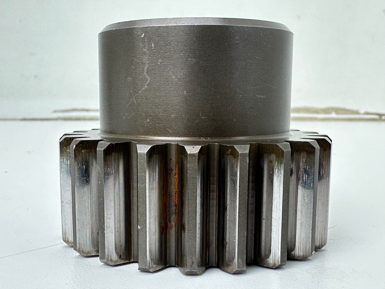 Liebherr Sonnenrad ID-Nr.932778101 - ID-Nr.90208501. SAT325/242, SAT325/254, SAT325/294. A900, A944, LH60, R936, R942, R944, R946, R950. #90208501.081.073# - Μειωτήρας περιστροφής για Κατασκευή μηχανήματα: φωτογραφία 1 Liebherr Sonnenrad ID-Nr.932778101 - ID-Nr.90208501. SAT325/242, SAT325/254, SAT325/294. A900, A944, LH60, R936, R942, R944, R946, R950. #90208501.081.073# - Μειωτήρας περιστροφής για Κατασκευή μηχανήματα: φωτογραφία 1