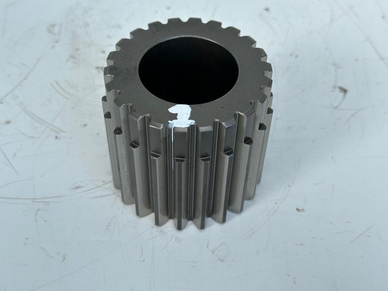 Liebherr Sonnenrad ID-Nr.9442837. FAT350 - FAT350P022 - FAT350P032 - FAT350P059 - FAT350P062 - FAT350P068 - FAT350P079. LH22, LOS103, ER912, LOS914, LOS924 COMP, R313, R317, R900, R902, R904, R912, - Μοτέρ πορείας για Ερπυστριοφόρος εκσκαφέας: φωτογραφία 1 Liebherr Sonnenrad ID-Nr.9442837. FAT350 - FAT350P022 - FAT350P032 - FAT350P059 - FAT350P062 - FAT350P068 - FAT350P079. LH22, LOS103, ER912, LOS914, LOS924 COMP, R313, R317, R900, R902, R904, R912, - Μοτέρ πορείας για Ερπυστριοφόρος εκσκαφέας: φωτογραφία 1