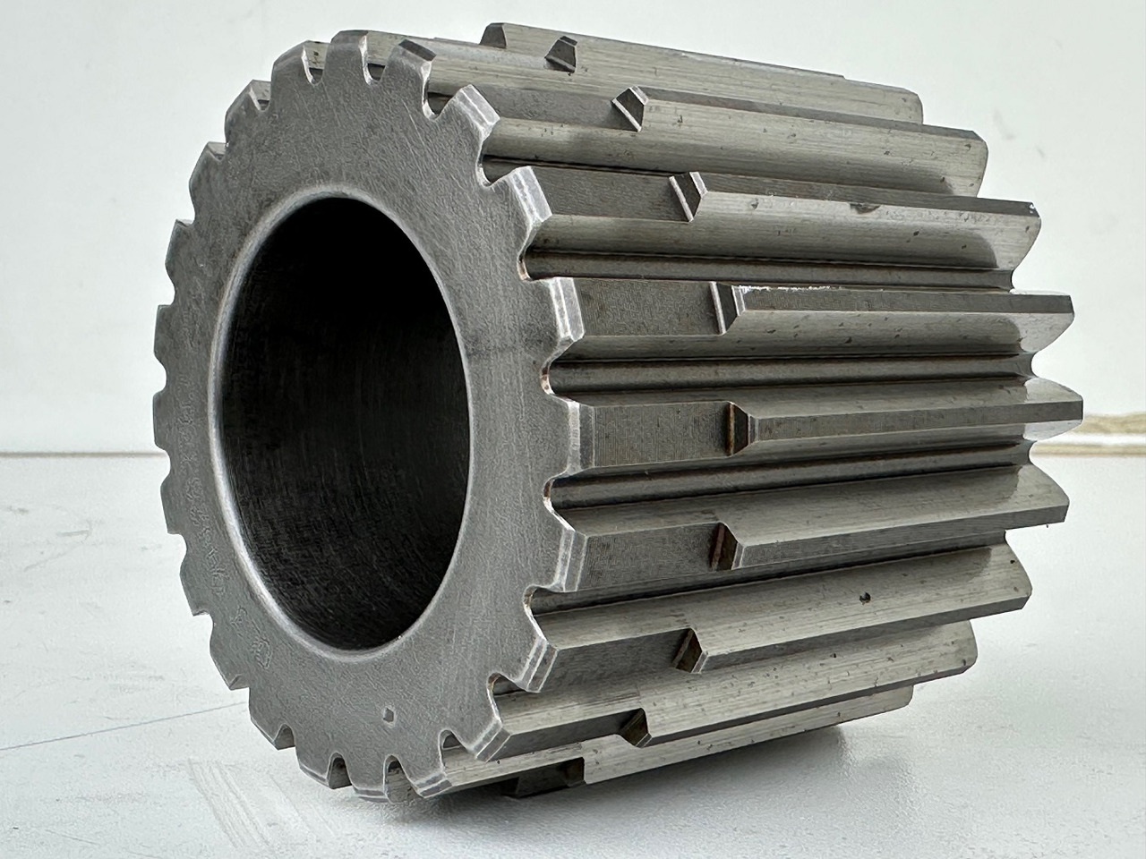 Liebherr Sonnenrad ID-Nr.9442837. FAT350 - FAT350P022 - FAT350P032 - FAT350P059 - FAT350P062 - FAT350P068 - FAT350P079. LH22, LOS103, ER912, LOS914, LOS924 COMP, R313, R317, R900, R902, R904, R912, - Μοτέρ πορείας για Εκσκαφέας: φωτογραφία 3 Liebherr Sonnenrad ID-Nr.9442837. FAT350 - FAT350P022 - FAT350P032 - FAT350P059 - FAT350P062 - FAT350P068 - FAT350P079. LH22, LOS103, ER912, LOS914, LOS924 COMP, R313, R317, R900, R902, R904, R912, - Μοτέρ πορείας για Εκσκαφέας: φωτογραφία 3