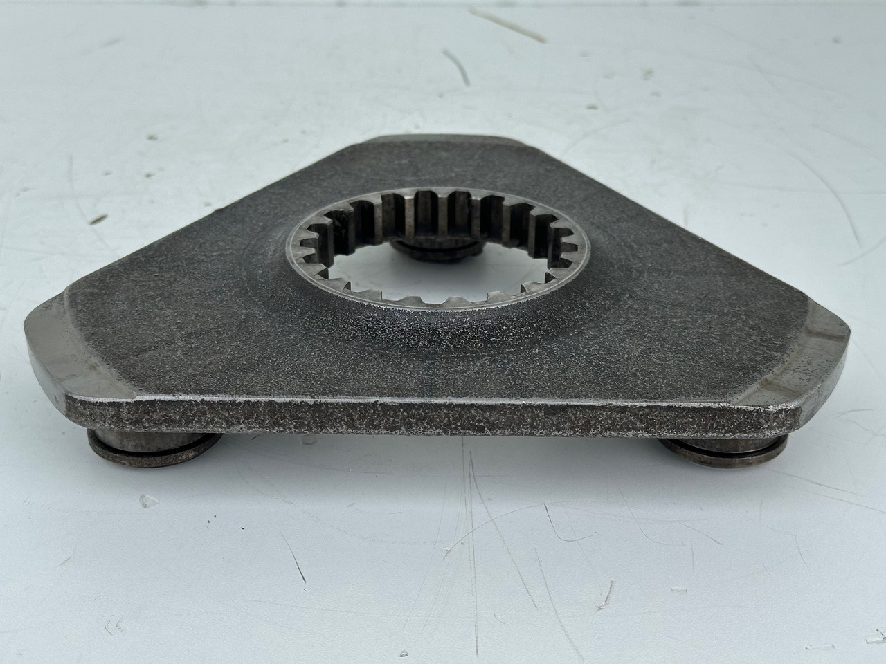 Original Liebherr Planetenträger ID-Nr.90214391. FAT400P130. LOS926,R926,R930,R934,R936 K-LC,R936 K-NLC,R936 K-SLC,R938. #90214391.FI.2049# - Μοτέρ πορείας για Κατασκευή μηχανήματα: φωτογραφία 5 Original Liebherr Planetenträger ID-Nr.90214391. FAT400P130. LOS926,R926,R930,R934,R936 K-LC,R936 K-NLC,R936 K-SLC,R938. #90214391.FI.2049# - Μοτέρ πορείας για Κατασκευή μηχανήματα: φωτογραφία 5