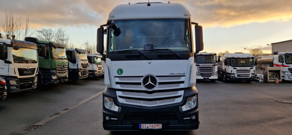 Mercedes Benz Actros 1842 4x2 (Nr. 5952) - Τράκτορας: φωτογραφία 2 Mercedes Benz Actros 1842 4x2 (Nr. 5952) - Τράκτορας: φωτογραφία 2