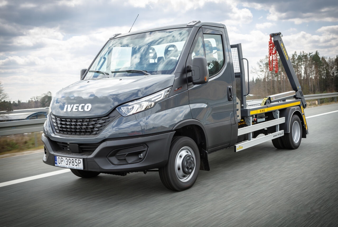 IVECO Daily 70C18 + KING Bramowiec / Skiploader / Absetzkipper - Φορτηγό καδοφόρος φορτωτής: φωτογραφία 1 IVECO Daily 70C18 + KING Bramowiec / Skiploader / Absetzkipper - Φορτηγό καδοφόρος φορτωτής: φωτογραφία 1